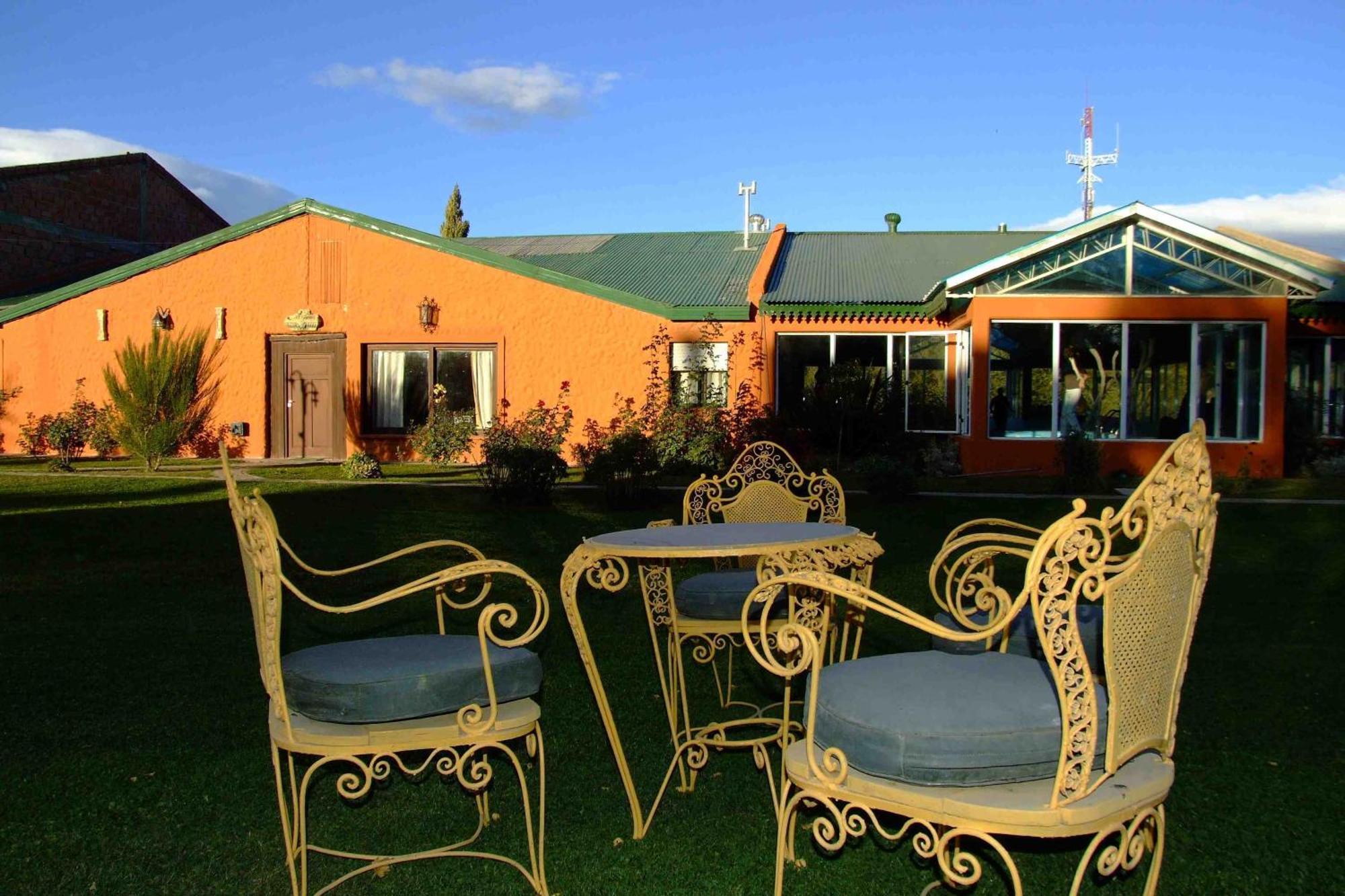Aparthotel "La Loma" - Vieja Casona El Calafate Exteriér fotografie