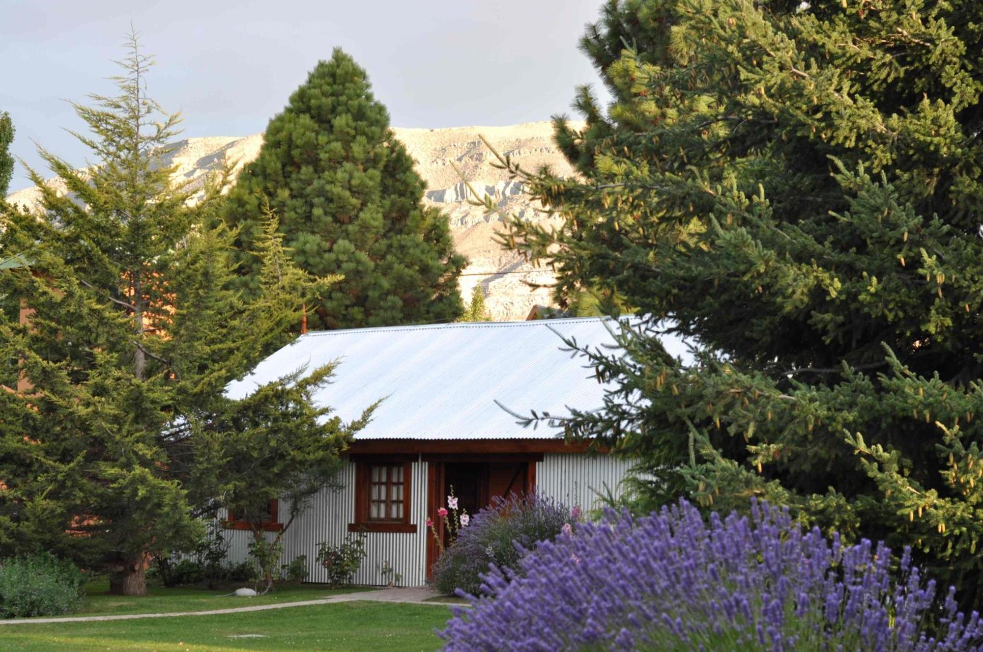 Aparthotel "La Loma" - Vieja Casona El Calafate Exteriér fotografie